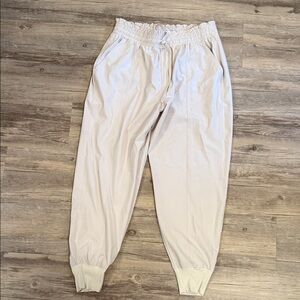 Abercrombie & Fitch Cream Jogger Pants